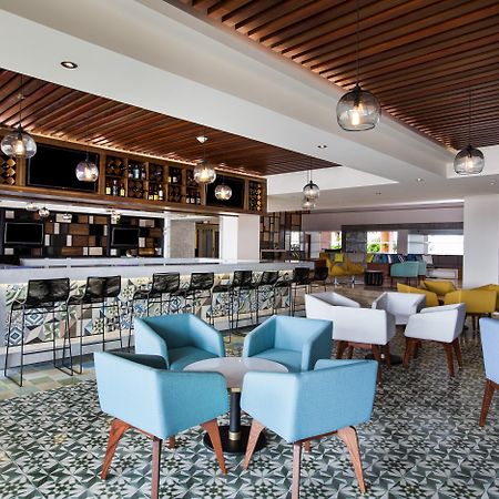 Grand Fiesta Americana Veracruz Exterior foto The lounge at the airport