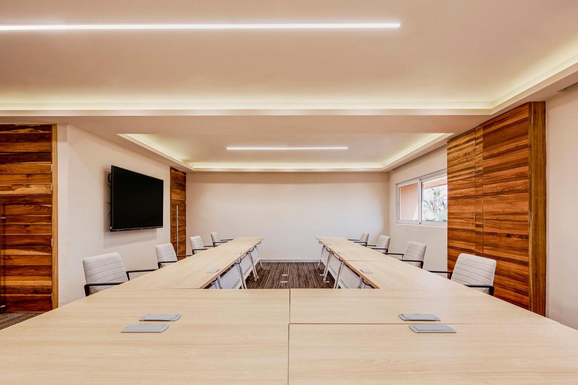 Grand Fiesta Americana Veracruz Exterior foto Meeting room at the hotel
