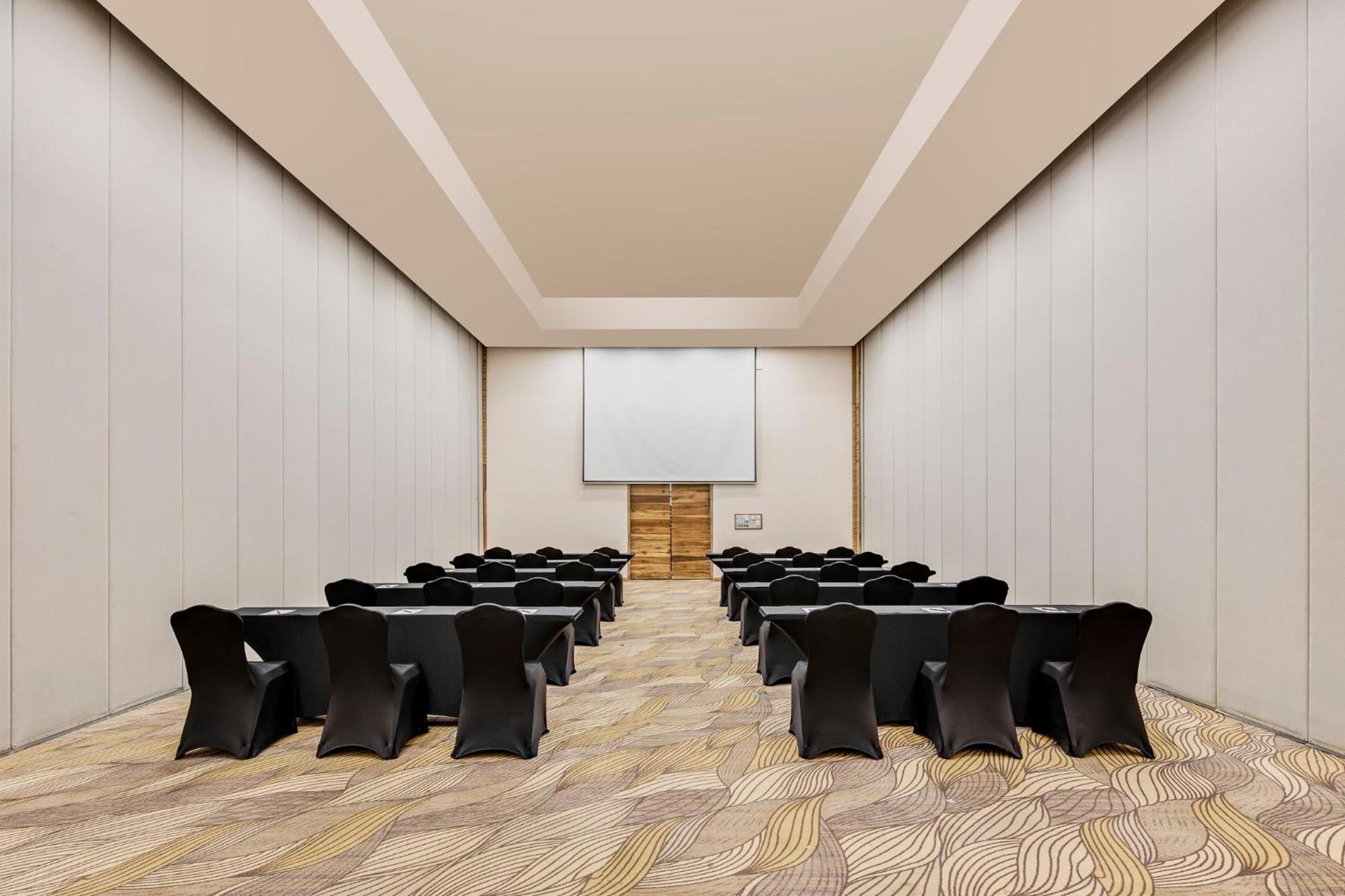 Grand Fiesta Americana Veracruz Exterior foto A meeting room